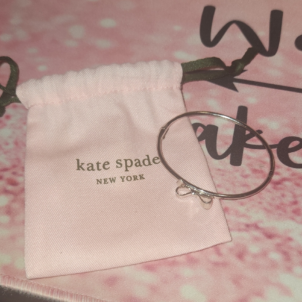 Kate Spade Silver Love Notes Mini Bow Hinged Bangle Bracelet Tone Magnet
